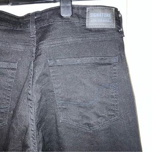 Signature by Levi Strauss Women’s Black Jeans